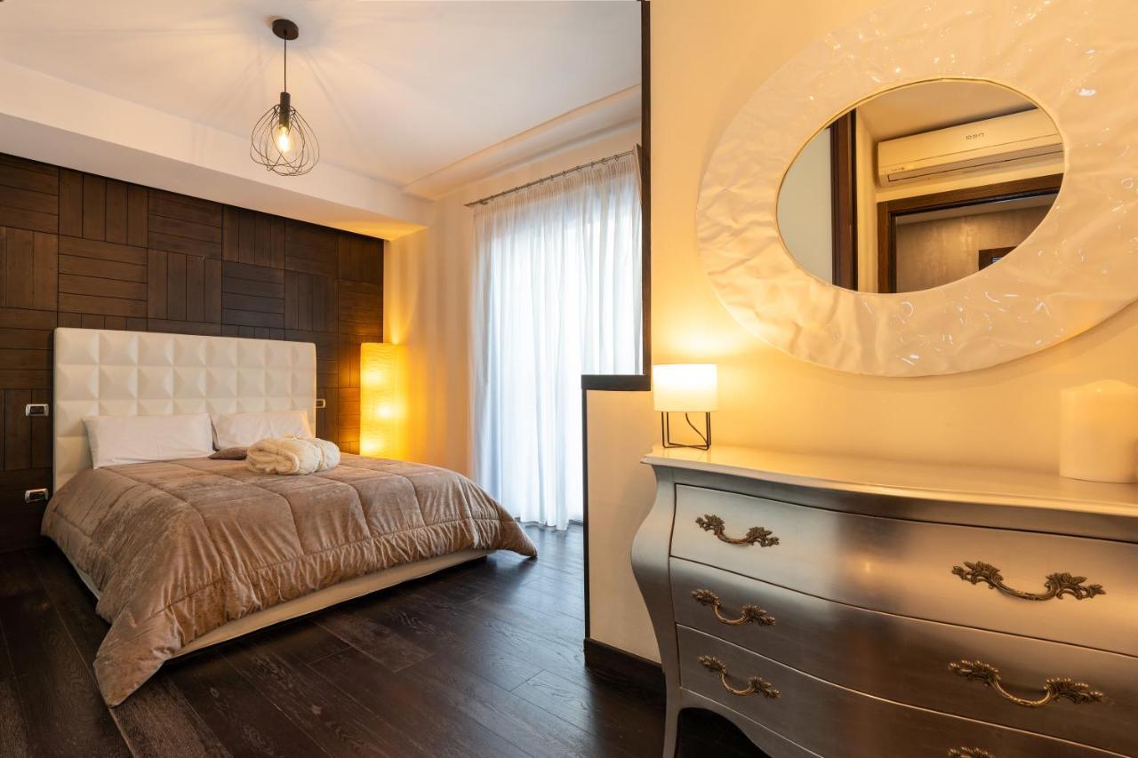 Nettuno'S Suite Naples Exterior photo